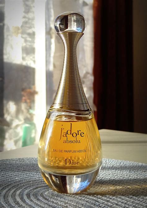 dior perfume j'adore absolu.